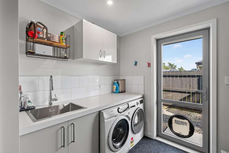 32 Geoff Geering Drive Netherby_13