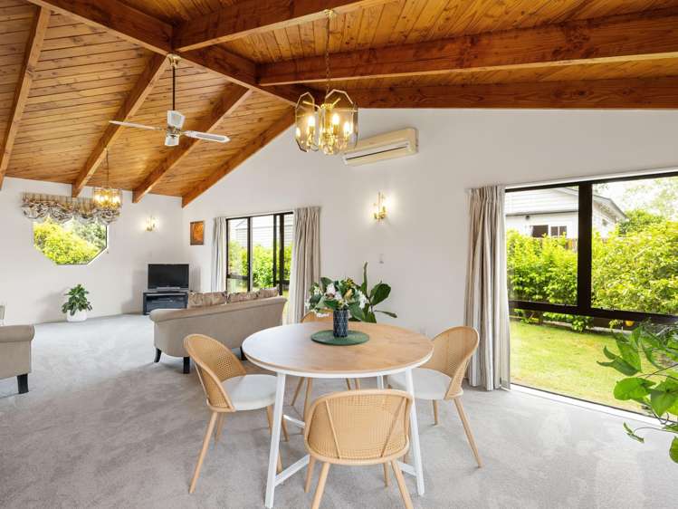 21 Bains Avenue Hamilton East_6