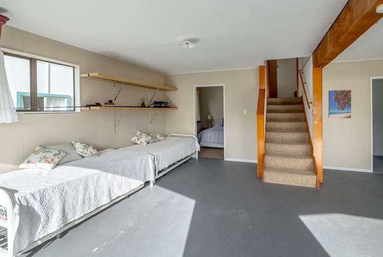 72 Lake Ferry Road Lake Ferry_24