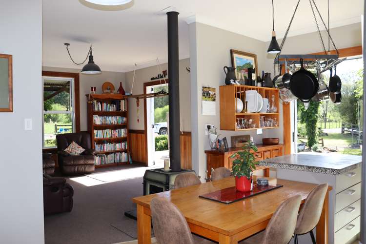 1653 Mokau Road Uruti_13