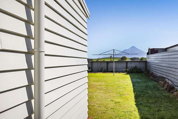 15 High Street Eltham_22