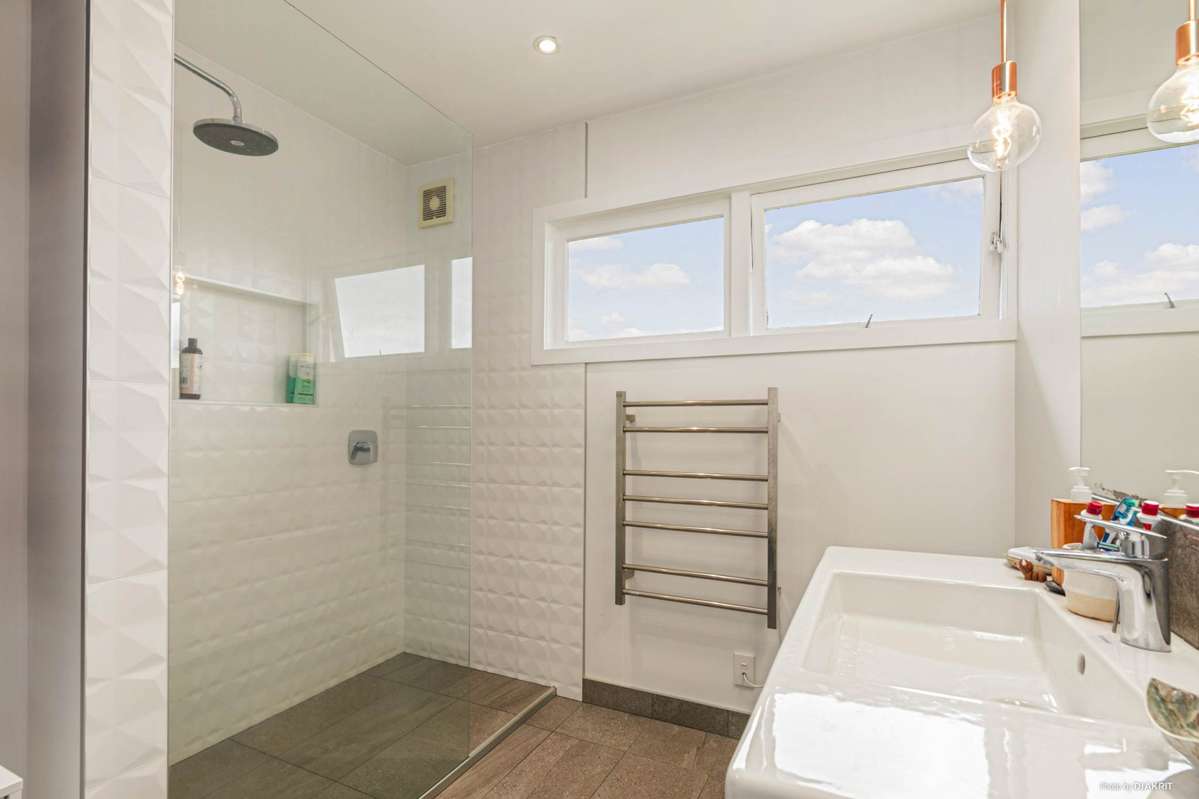 48 Thatcher Street_3