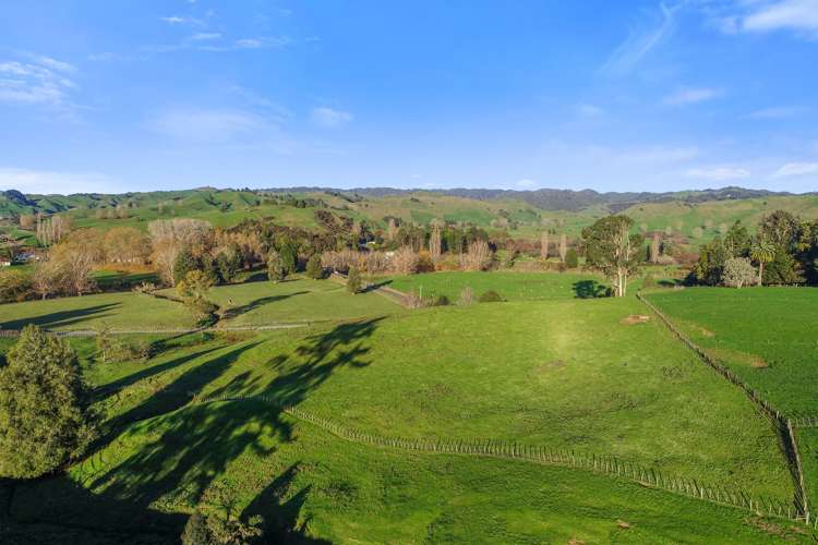 17 Waikaka Road Ohura_5