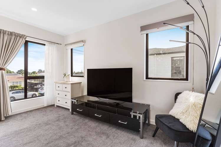 149 Russell Road Manurewa_11