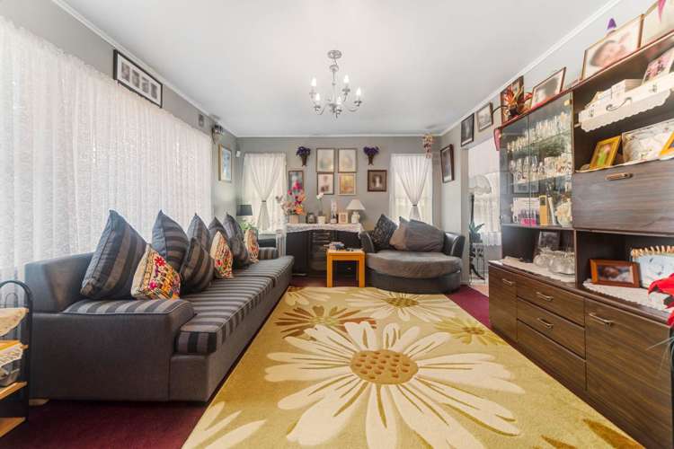 11 Leslie Place Otara_7