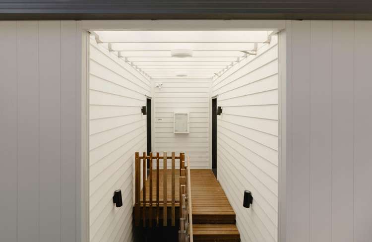 5/69 Tiketike Way Brooklyn_15