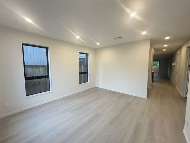 23 Drumnaconagher Road Flat Bush_2