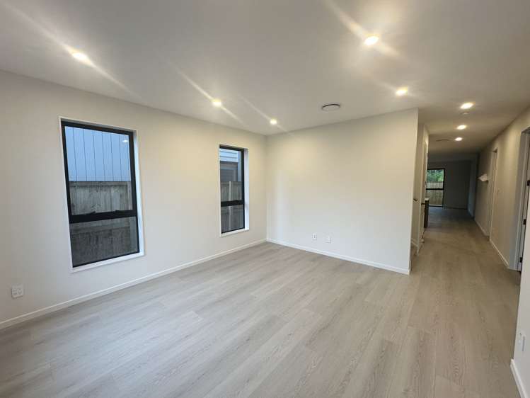 23 Drumnaconagher Road Flat Bush_2