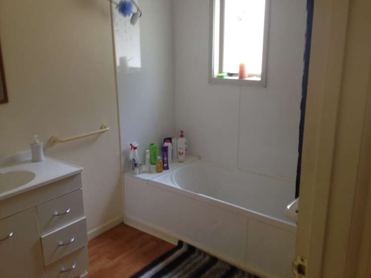 11a Peachgrove Road Hamilton East_5