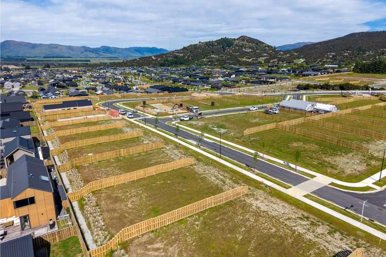 34 Callaghans Creek Rise Wanaka_12