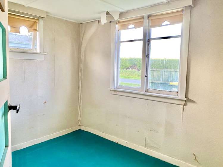 42 Pacific Drive Southbridge_13