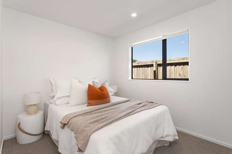 586 Madras Street Saint Albans_9