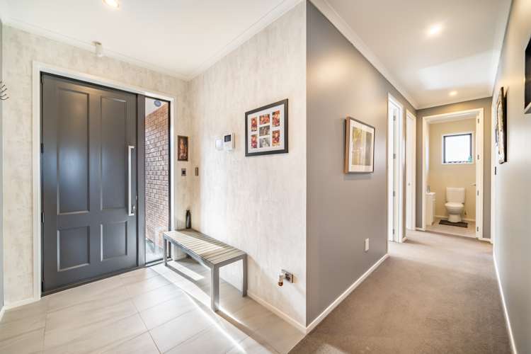 27 Percy Kinsman Crescent Riverstone Terraces_11