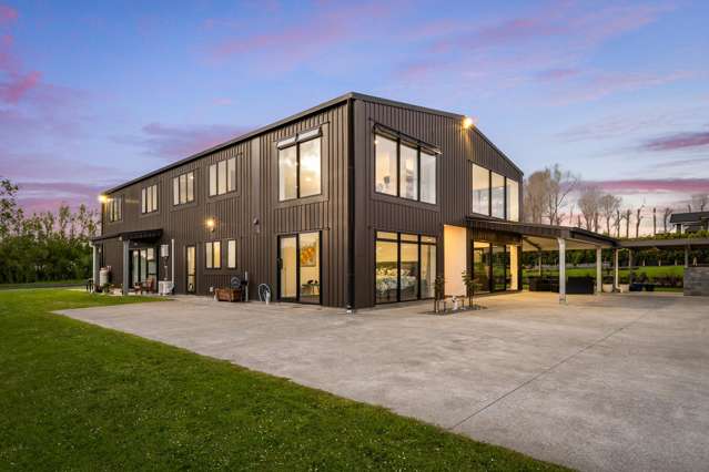 22 Runway Rise Dairy Flat_1