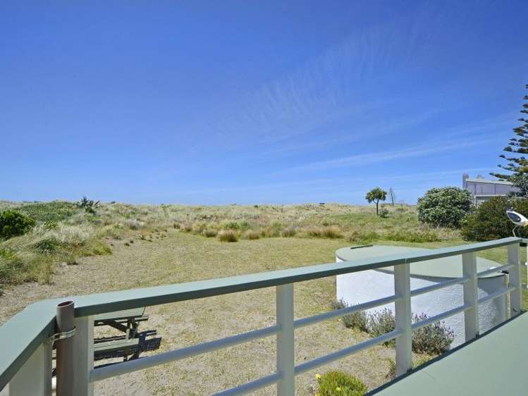 25 Blue Pacific Parade Riversdale Beach_3