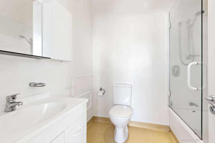 10/33 Hobson Street Thorndon_7