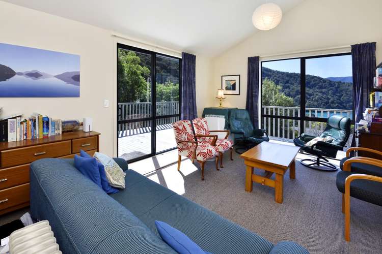 20 Worlds End Road, Tennyson Inlet Marlborough Sounds_17