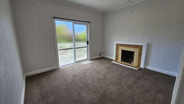 72 Broadway Waitara_4