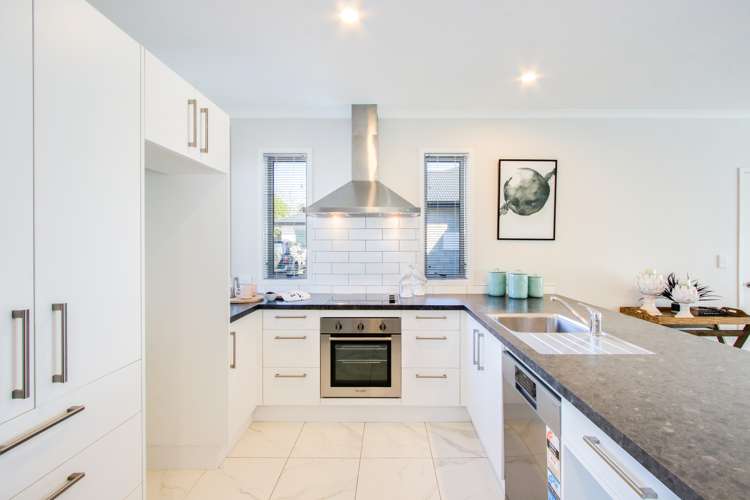 505b Saint Aubyn Street East Hastings_4