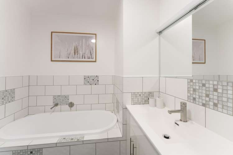 111 Harewood Road Papanui_13
