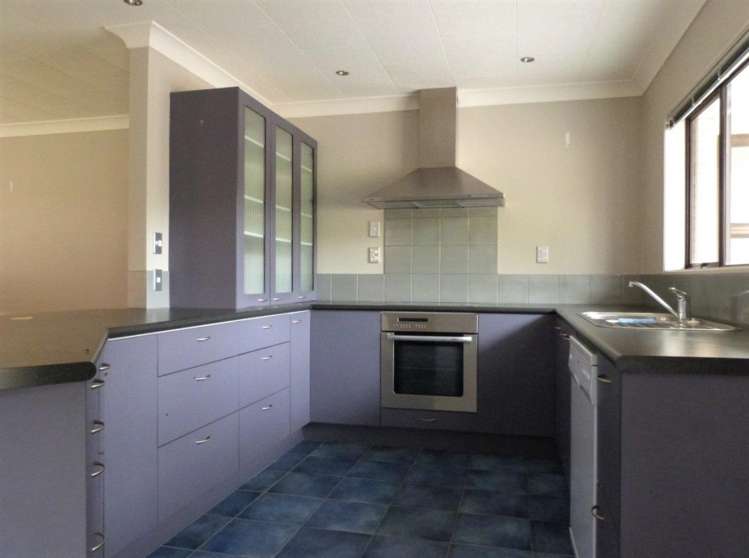 8 Graham Street One Tree Point_6