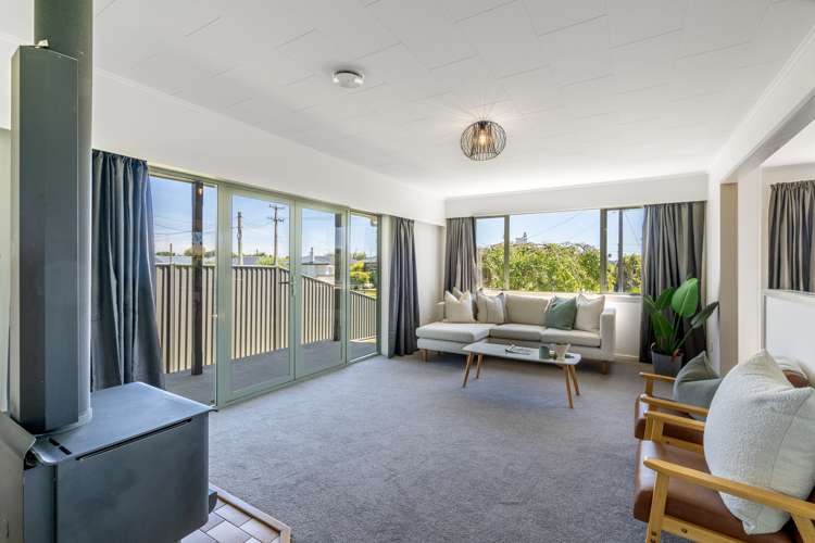 85 Edinburgh Crescent Waikiwi_7