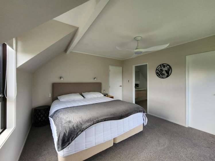 136 Wairau Road Oakura_11