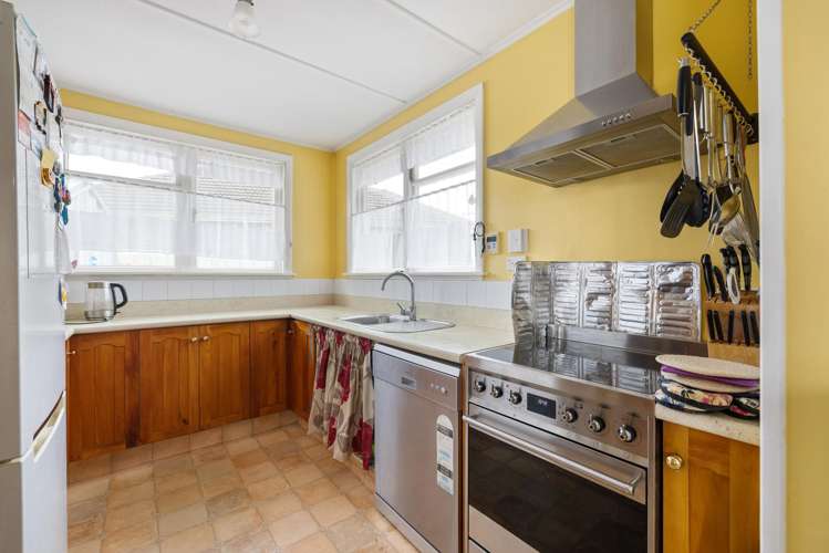 41 Merrington Crescent Aranui_4