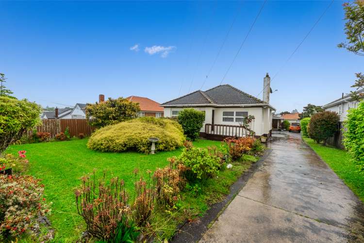 17 Rogan Street Mount Roskill_11