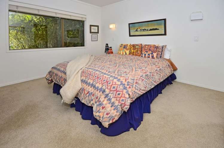 3/3 Peter Terrace Castor Bay_17