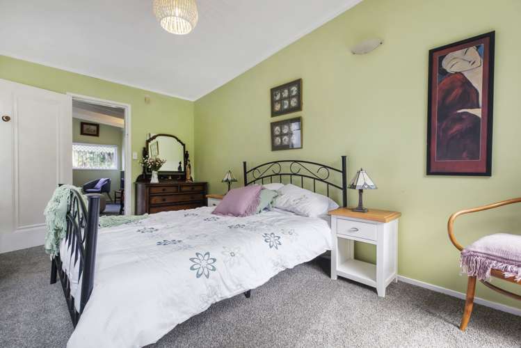 227 Godley Road Titirangi_5