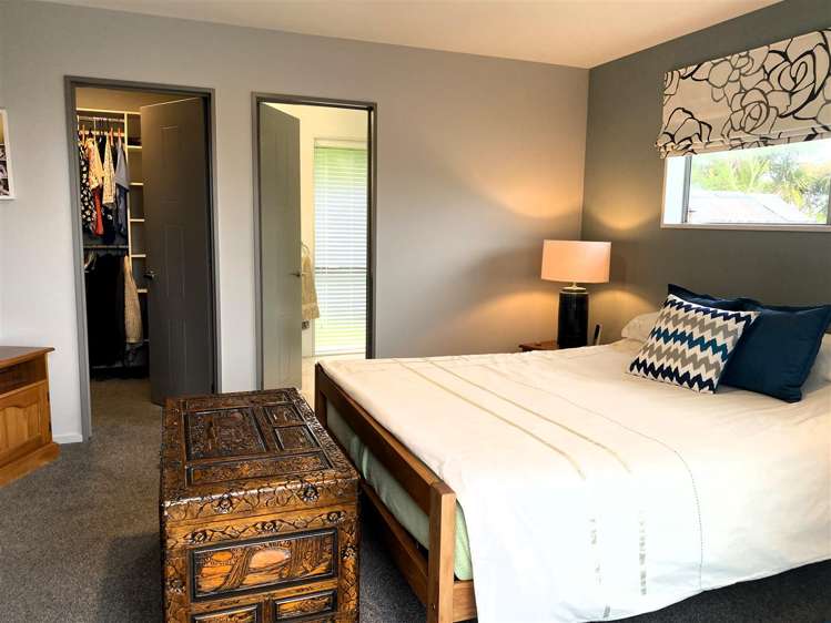 158 Coulson Road Paroa_16