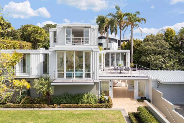 10 Fern Glen Road North_0