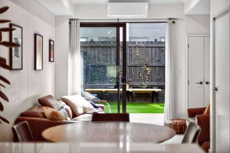 13 Parkwood Avenue Westgate_2