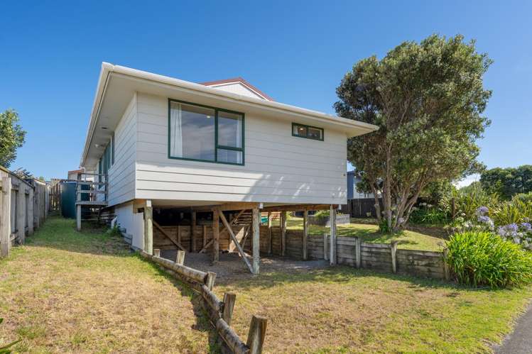 31 Rutherford Drive Waikanae Beach_13