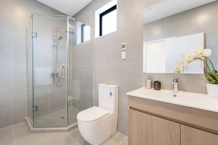 2/55 Tahetoka Street Westgate_11