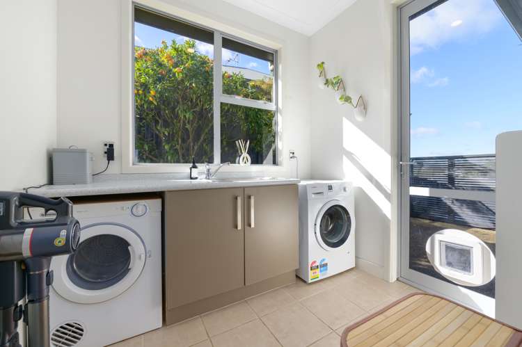 102 Rototuna Road Rototuna_14