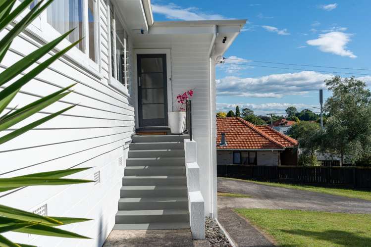 4 Albert Street Hamilton East_21