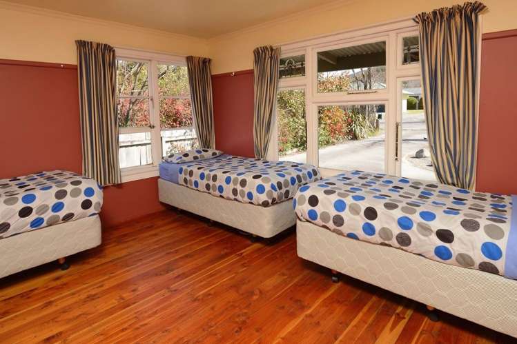 3 Devon Street Hanmer Springs_11