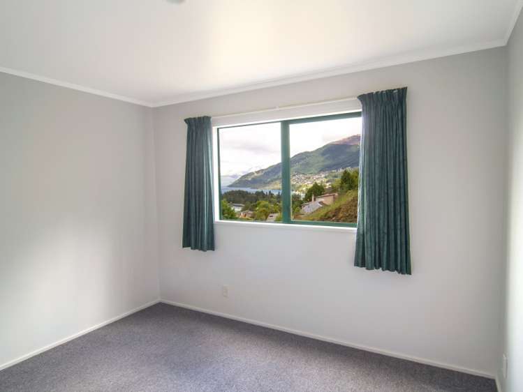 8 Longwood Place Queenstown_6