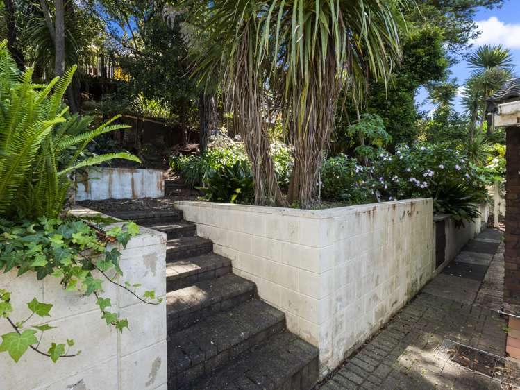 14 Coromandel Crescent Mairangi Bay_25