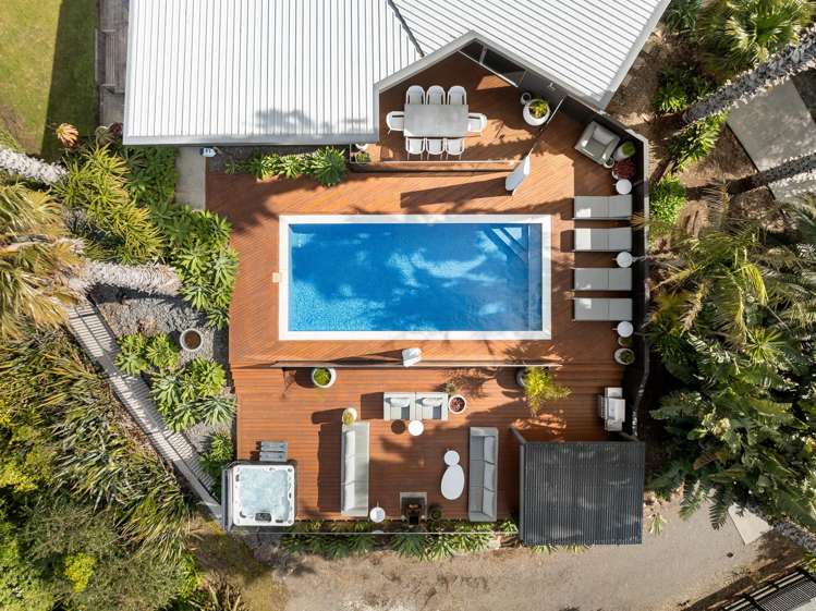 17 Governors Heights Whangamata_9
