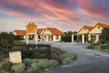 34 Amberley Beach Road_1