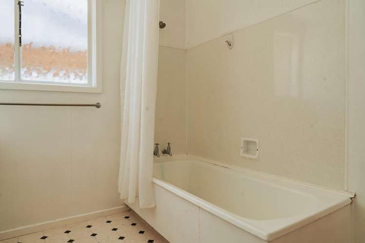 62 Ajax Street Milton_18