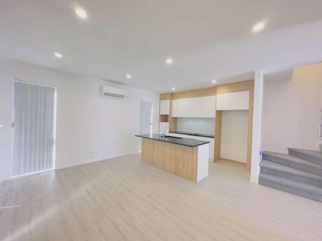 20A Brentford Place 10686_1