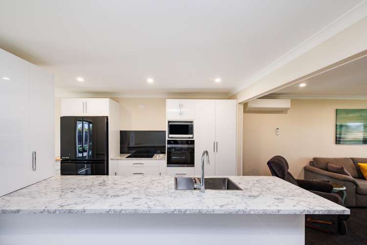 194 North Street Feilding_10