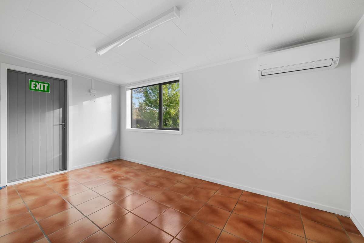 37 Waters Avenue_5