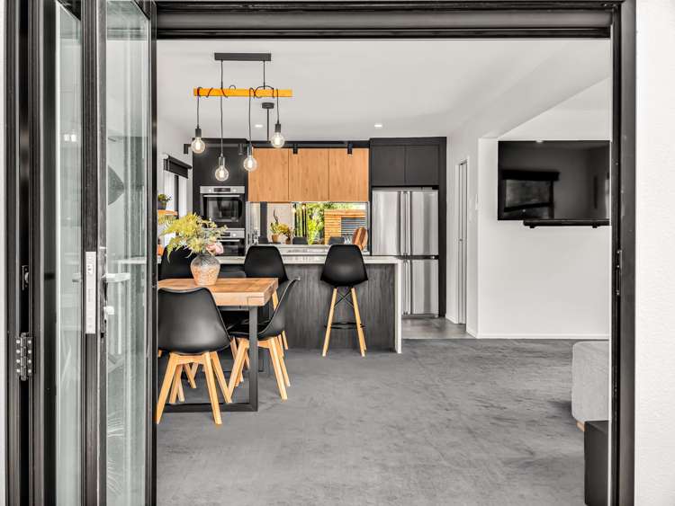 151 Rocking Horse Road Southshore_11