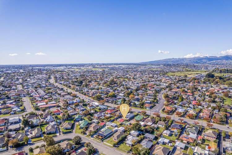 146 Springs Road Hornby_19