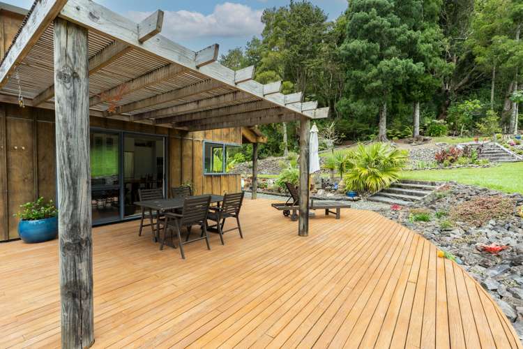 85 Abbey Caves Road Abbey Caves_9